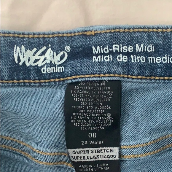 Jean Shorts - Picture 2 of 3